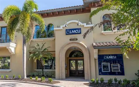 LMCU (Lake Michigan Credit Union)